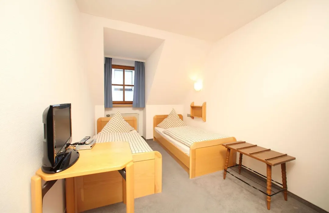Hotel-Landgasthof Schuster-1